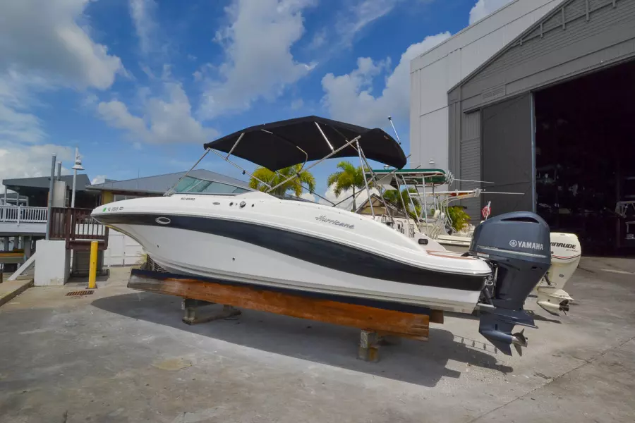 2016 Hurricane 2690 OB