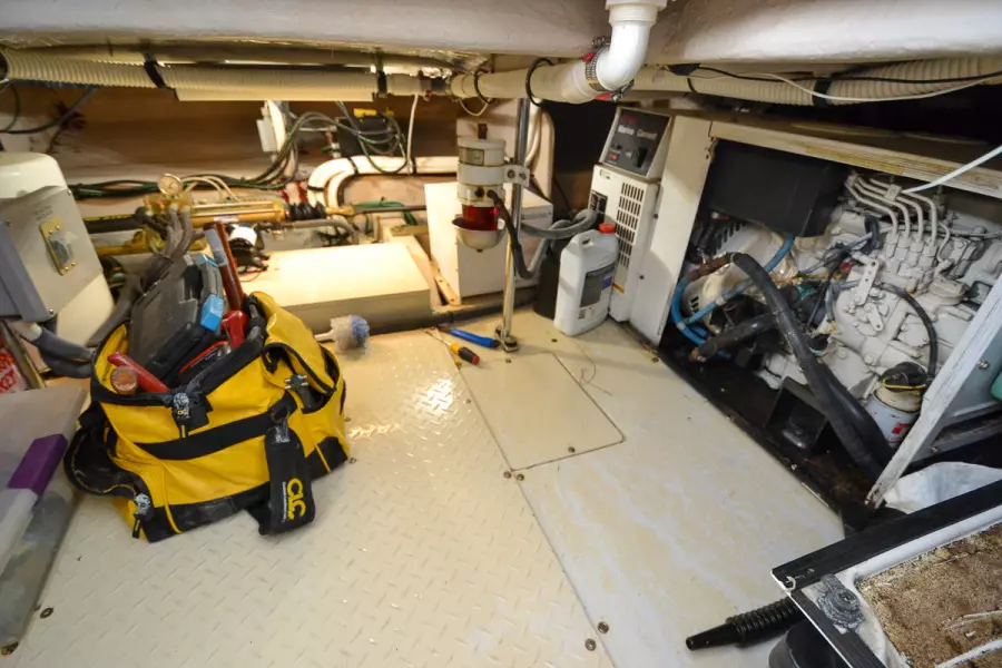 2005 Sea Ray 500 Sedan Bridge