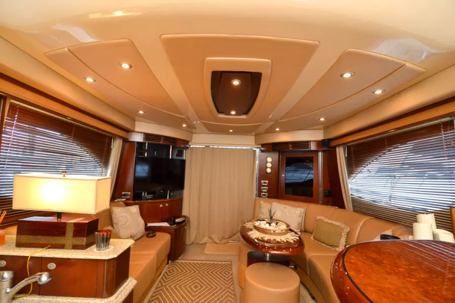 2005 Sea Ray 500 Sedan Bridge