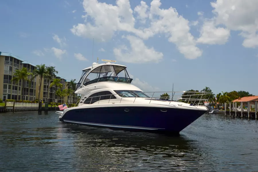 2005 Sea Ray 500 Sedan Bridge
