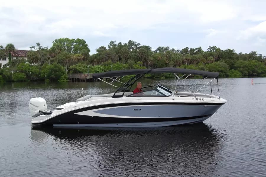2016 Sea Ray 270 SDX-OB