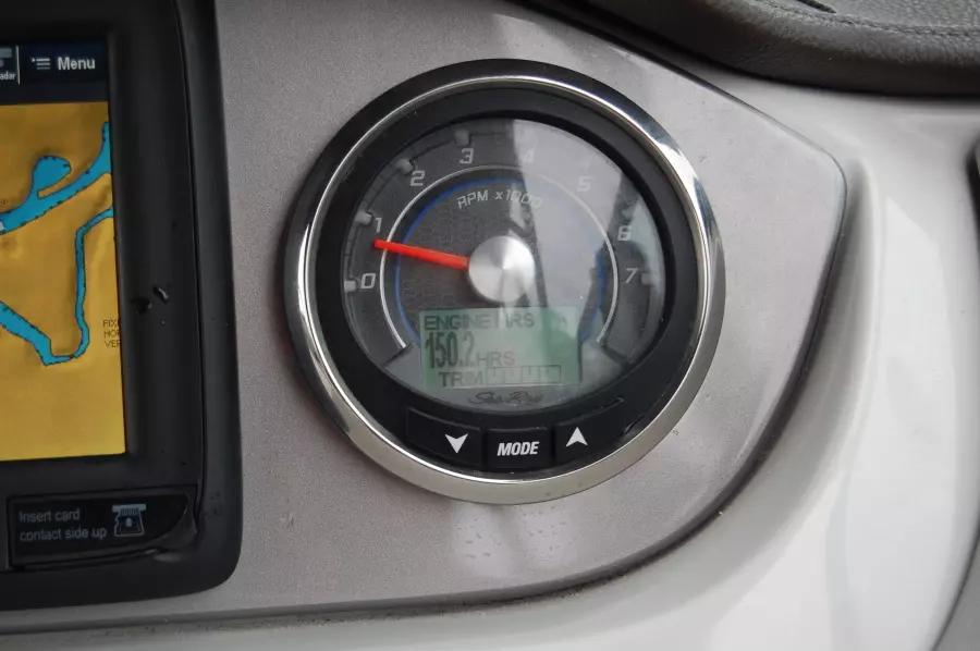 2016 Sea Ray 270 SDX-OB