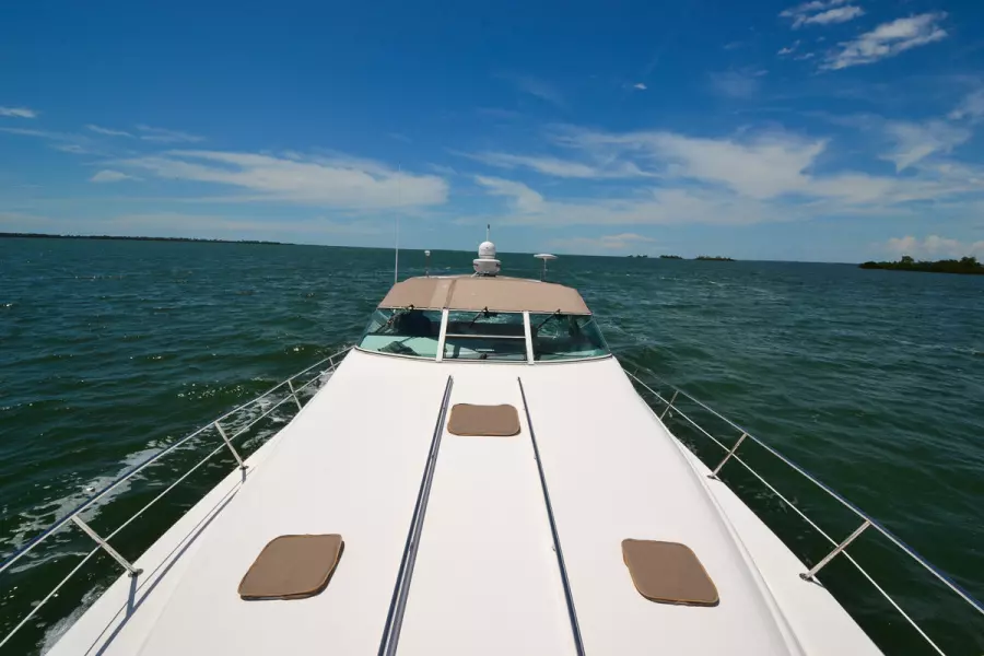 1994 Sea Ray 440 Sundancer