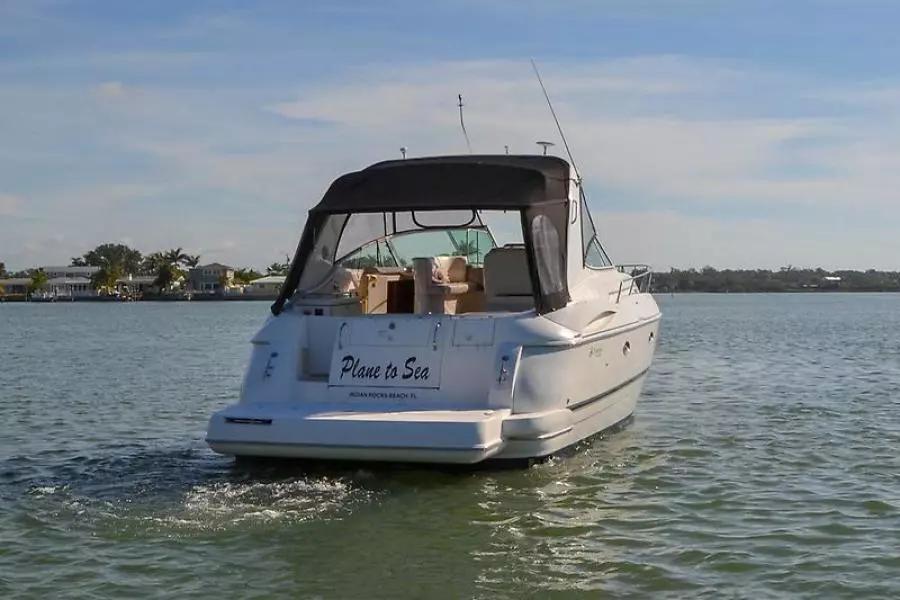 2003 Cruisers Yachts 3772 Express-6.jpg