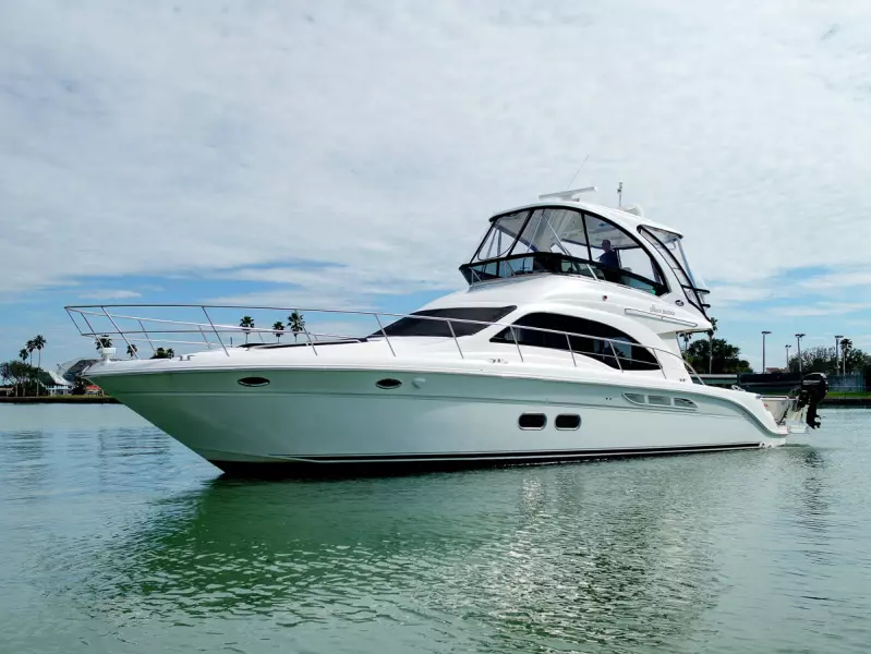 2007 Sea Ray 52 Sedan Bridge