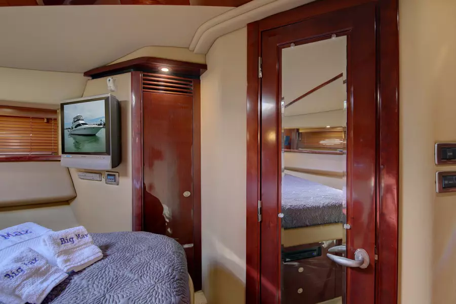 2007 Sea Ray 52 Sedan Bridge