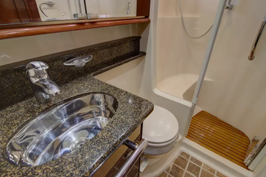 2007 Sea Ray 52 Sedan Bridge