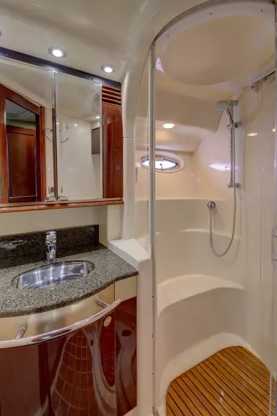 2007 Sea Ray 52 Sedan Bridge