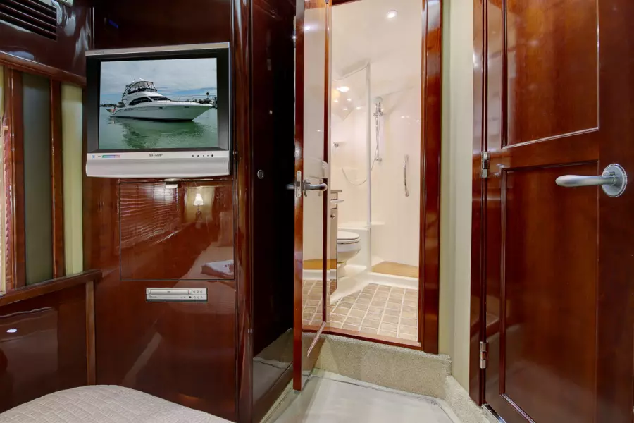 2007 Sea Ray 52 Sedan Bridge