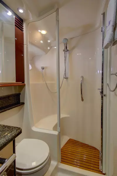 2007 Sea Ray 52 Sedan Bridge