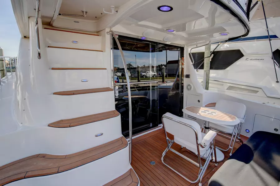 2007 Sea Ray 52 Sedan Bridge