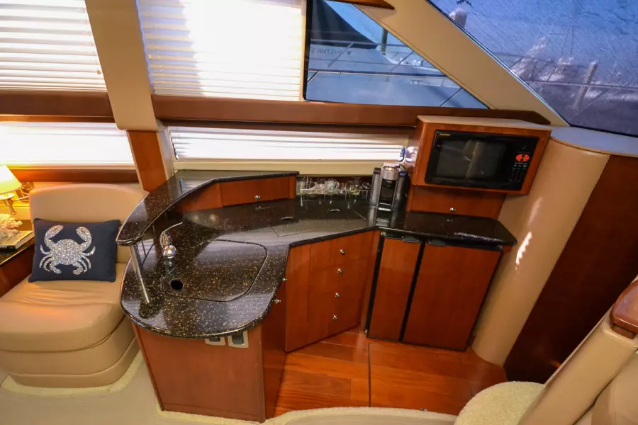 2008 Meridian 391 Sedan Bridge