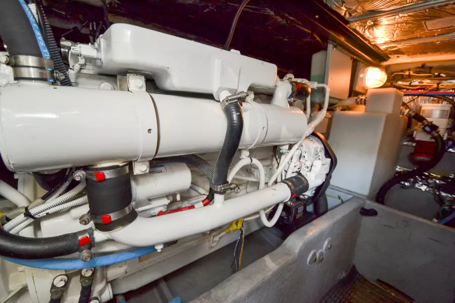 2008 Meridian 391 Sedan Bridge