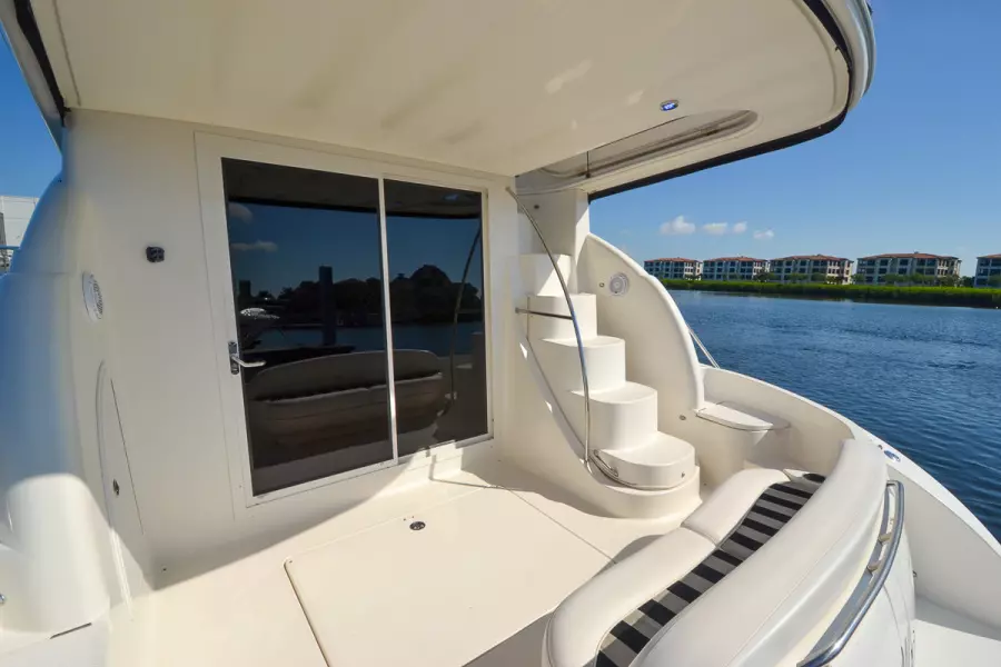 2008 Meridian 391 Sedan Bridge