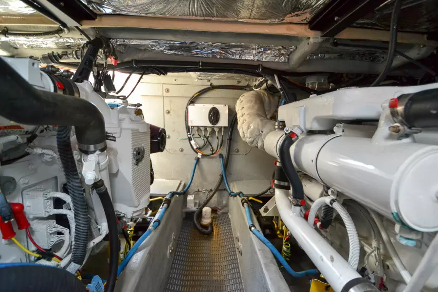 2008 Meridian 391 Sedan Bridge