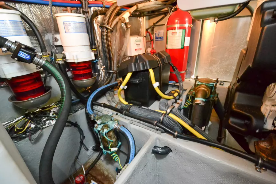 2008 Meridian 391 Sedan Bridge