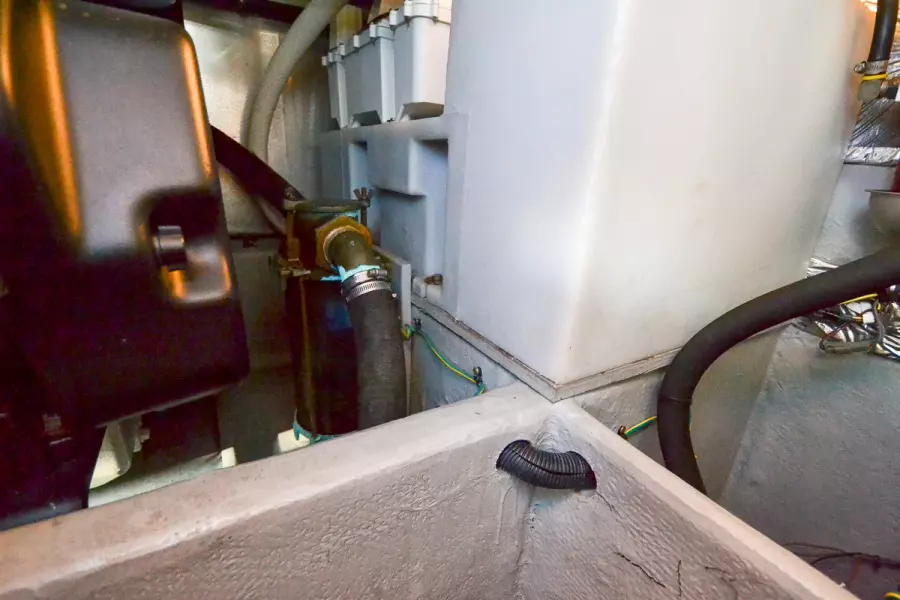 2008 Meridian 391 Sedan Bridge