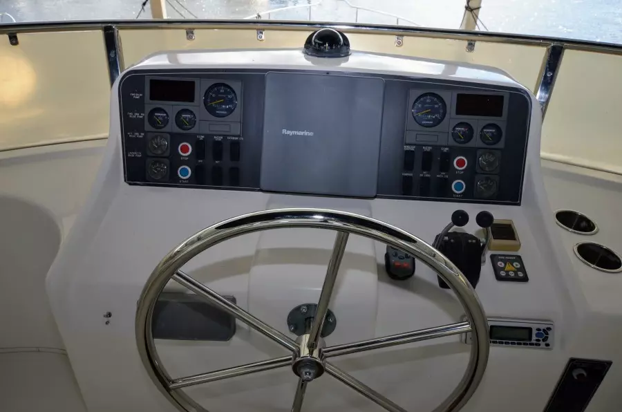 2005 Ocean Alexander 48 Altus