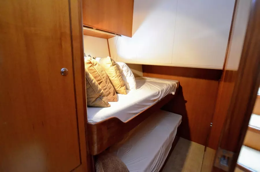 2005 Ocean Alexander 48 Altus