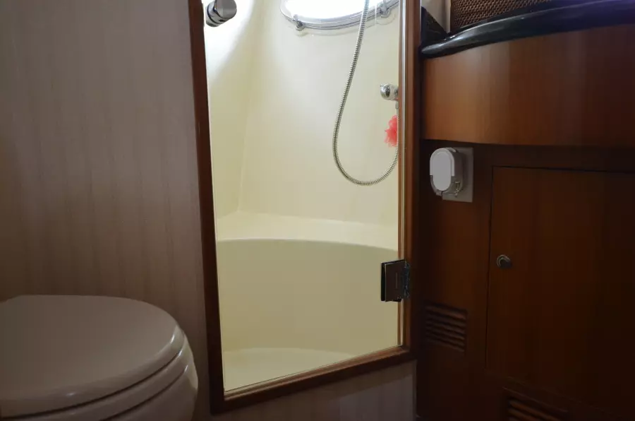 2005 Ocean Alexander 48 Altus