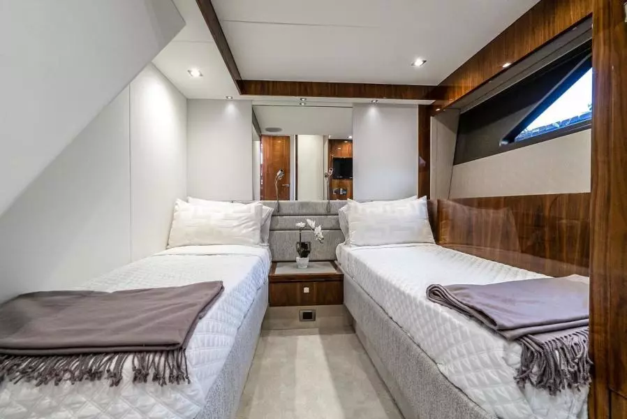 2019 Sunseeker Manhattan