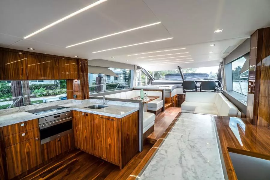 2019 Sunseeker Manhattan