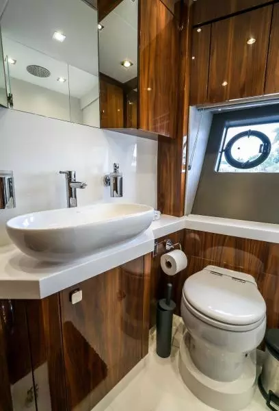 2019 Sunseeker Manhattan