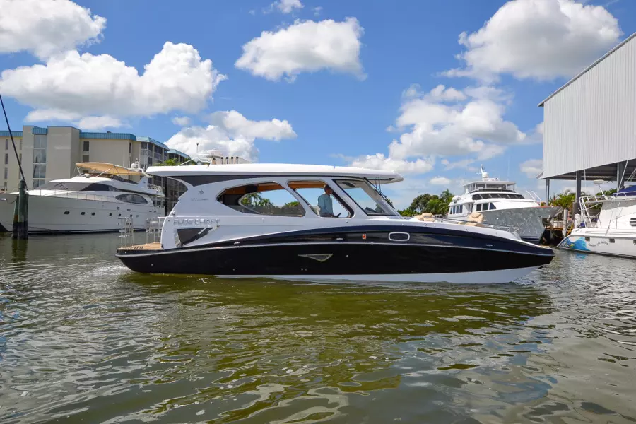 2017 Floe Craft Afina 3950