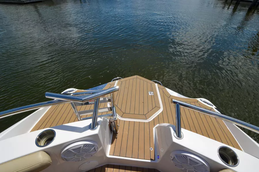 2017 Floe Craft Afina 3950