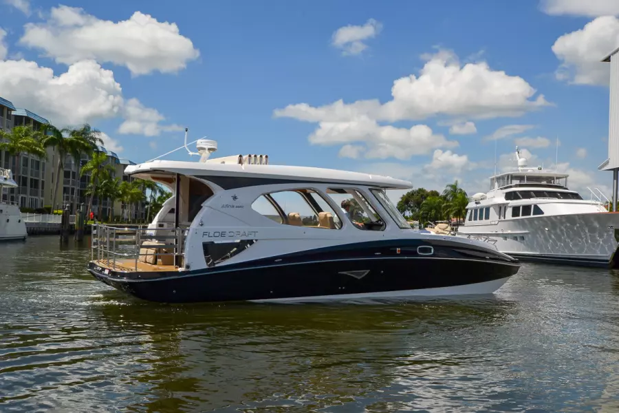 2017 Floe Craft Afina 3950
