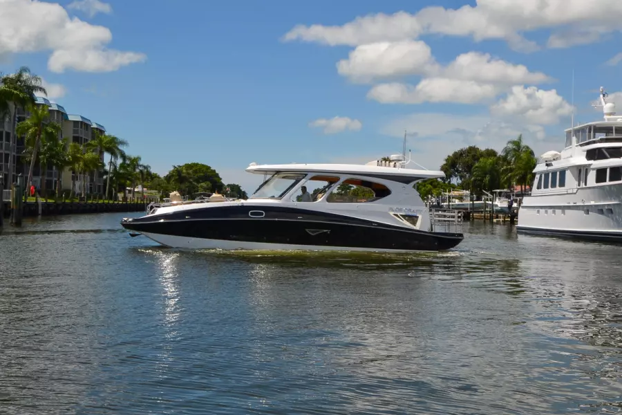 2017 Floe Craft Afina 3950