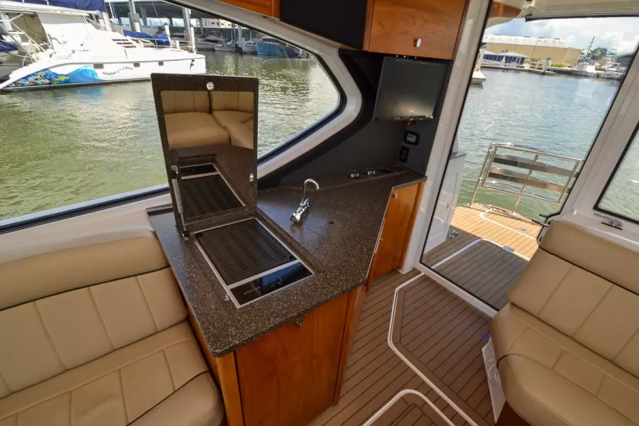 2017 Floe Craft Afina 3950