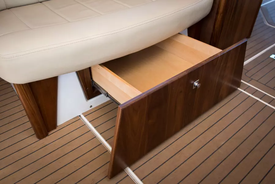 2019 Floe Craft Afina 3950