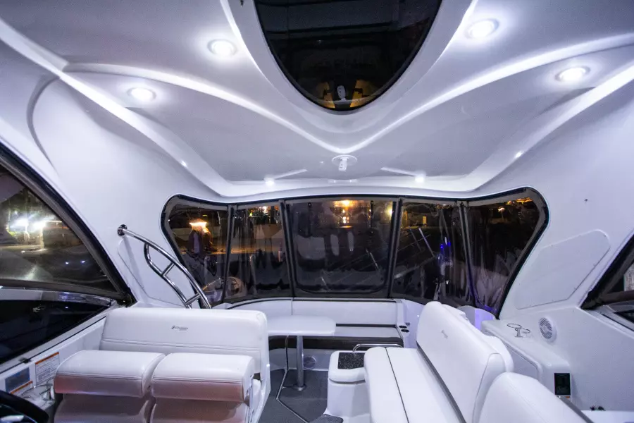 2008 Cruisers Yachts 420 Express