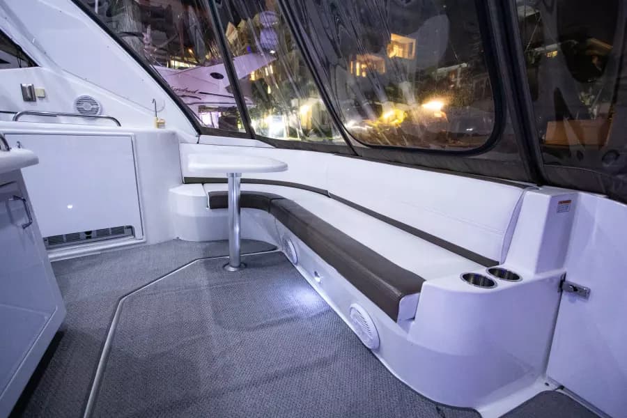 2008 Cruisers Yachts 420 Express