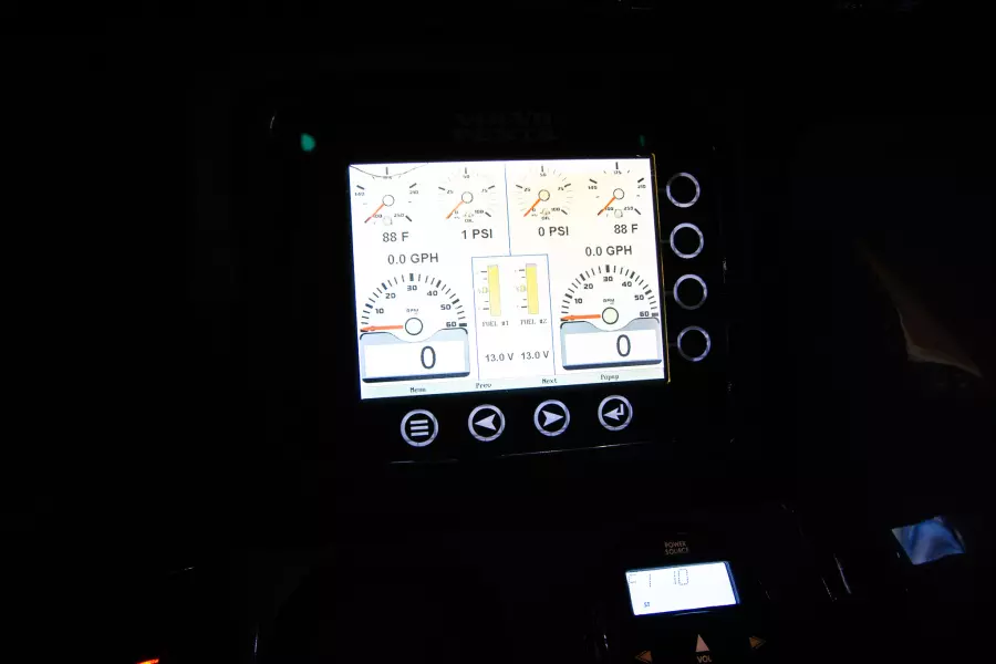 2008 Cruisers Yachts 420 Express