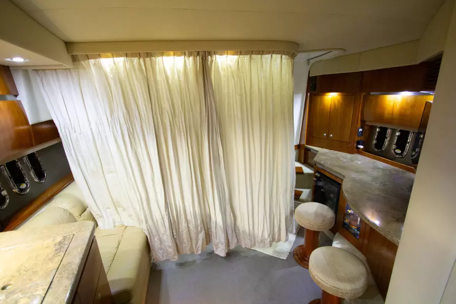 2008 Cruisers Yachts 420 Express