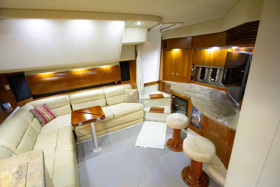 2008 Cruisers Yachts 420 Express