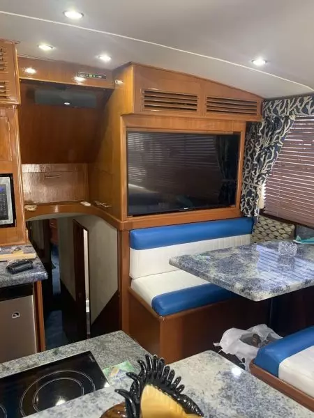 1985 Ocean Yachts Super Sport