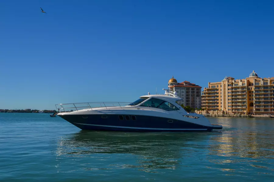 2011 Sea Ray 500 Sundancer