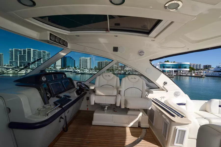 2011 Sea Ray 500 Sundancer