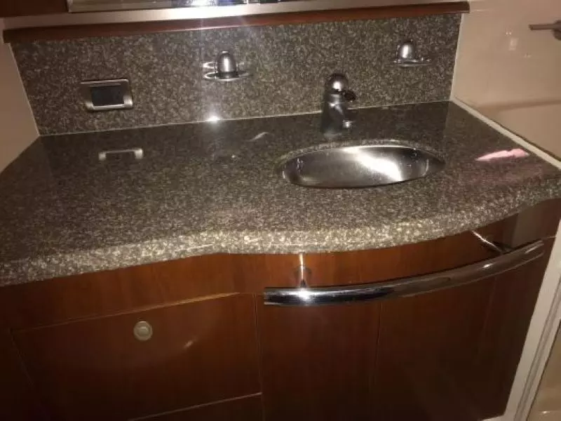 2005 Sea Ray Sundancer