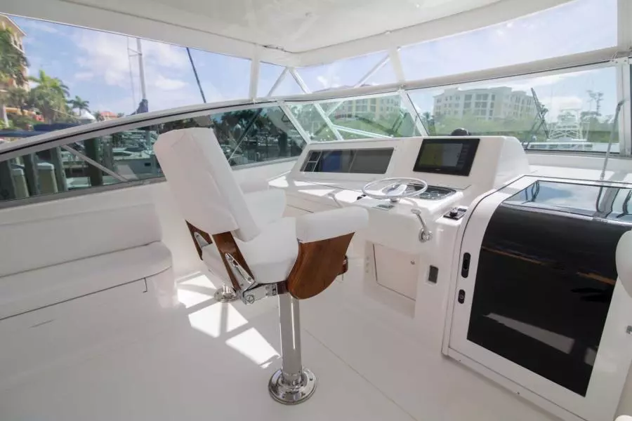 Viking 50 - Tiger Six - Helm