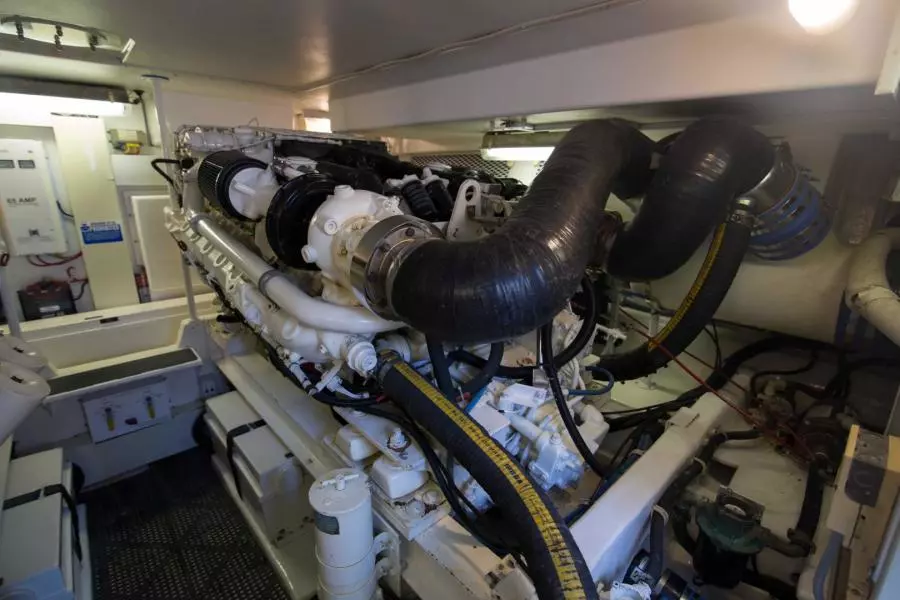 Viking 50 - Tiger Six - Engine Room