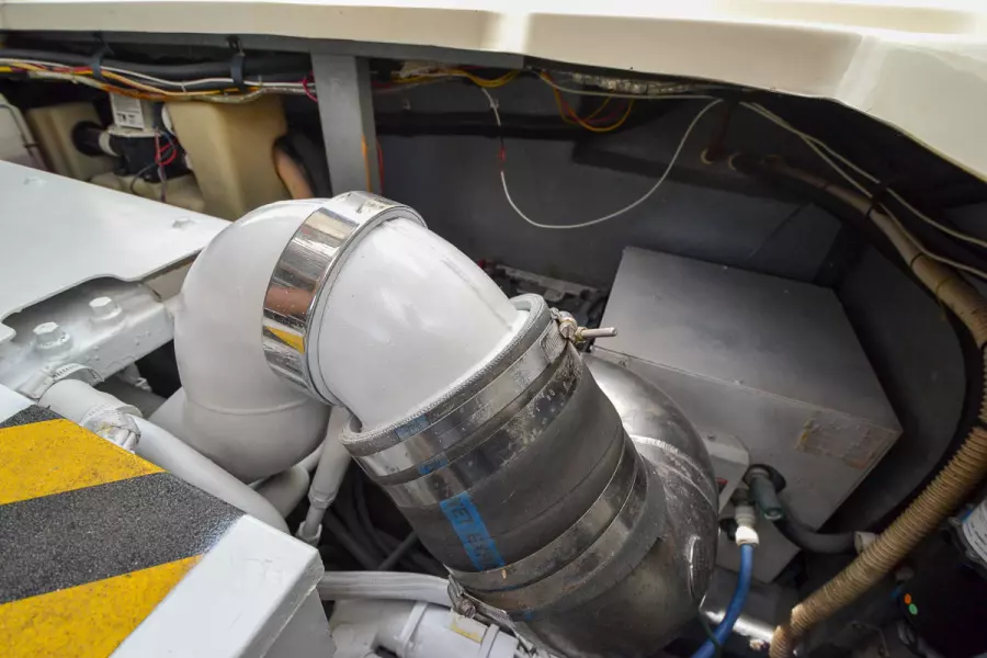 2001 Sea Ray 410 Sundancer