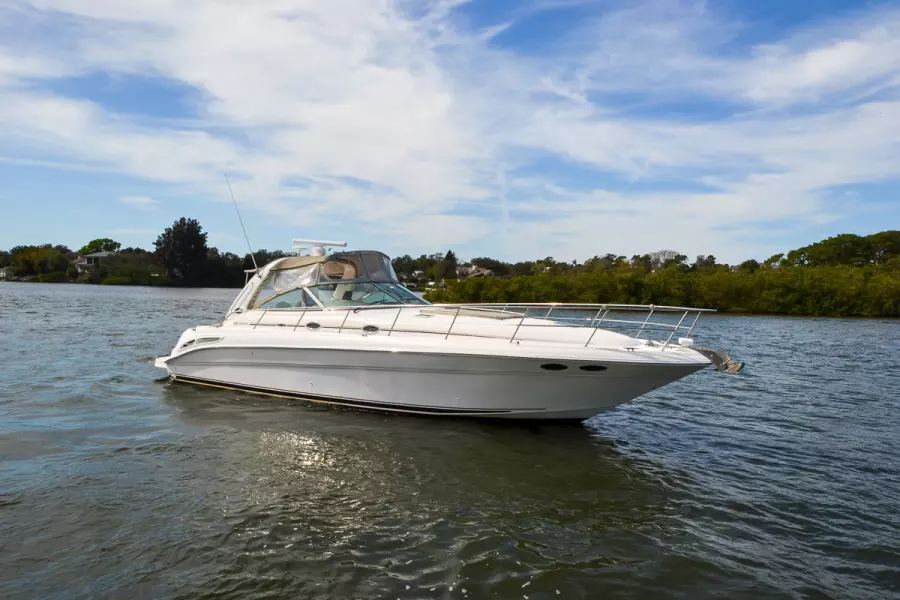 2001 Sea Ray 410 Sundancer