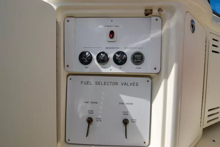 2001 Sea Ray 410 Sundancer