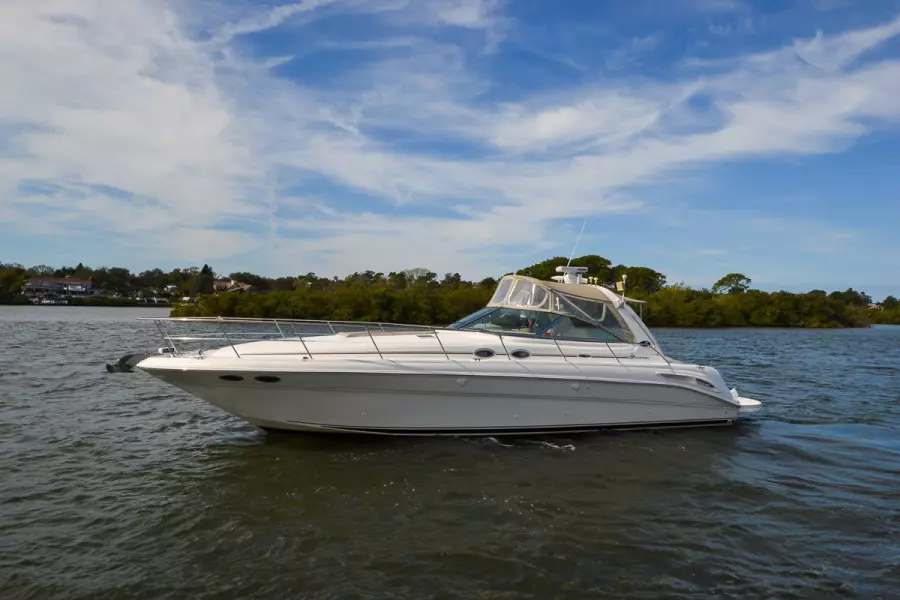 2001 Sea Ray 410 Sundancer