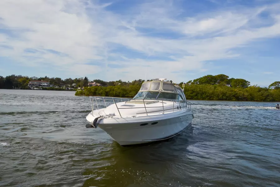 2001 Sea Ray 410 Sundancer