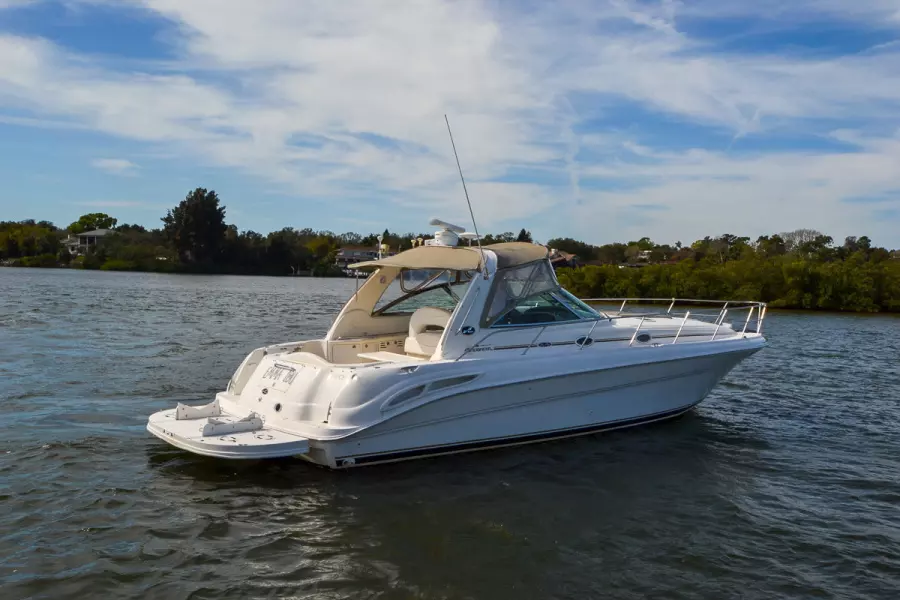 2001 Sea Ray 410 Sundancer
